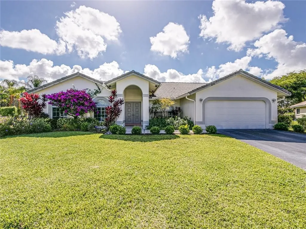 4915 NW 104th Way Coral Springs FL 33076