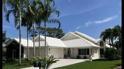 11731 SE Plandome Drive Hobe Sound FL 33455