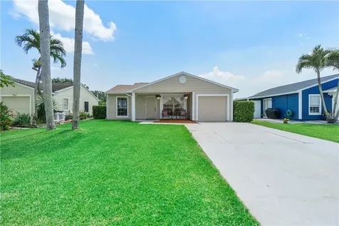 9018 Woodlark Terrace Boynton Beach FL 33472