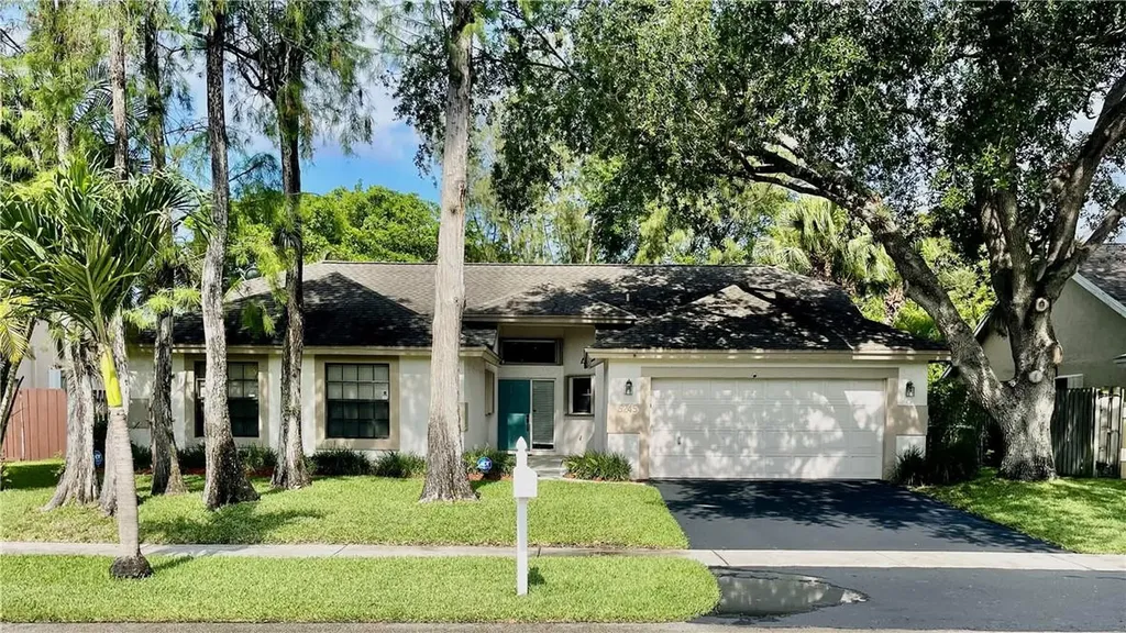 5245 NW 75th Avenue Lauderhill FL 33319
