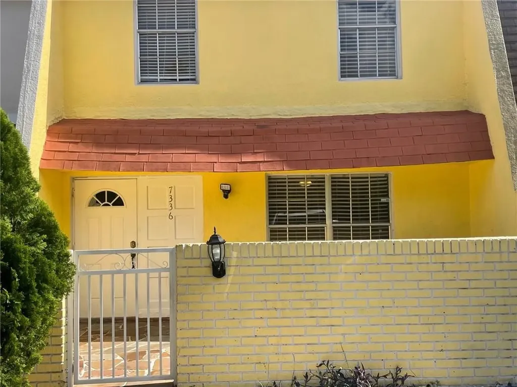 7336 NW 75th Street Tamarac FL 33321