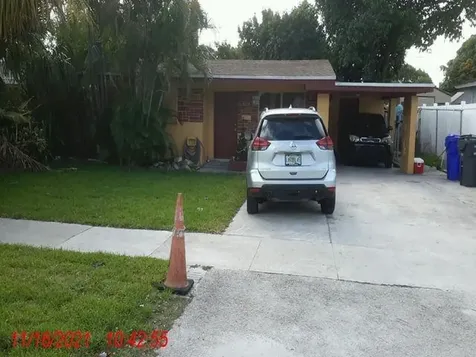 6136 Washington Street Hollywood FL 33023