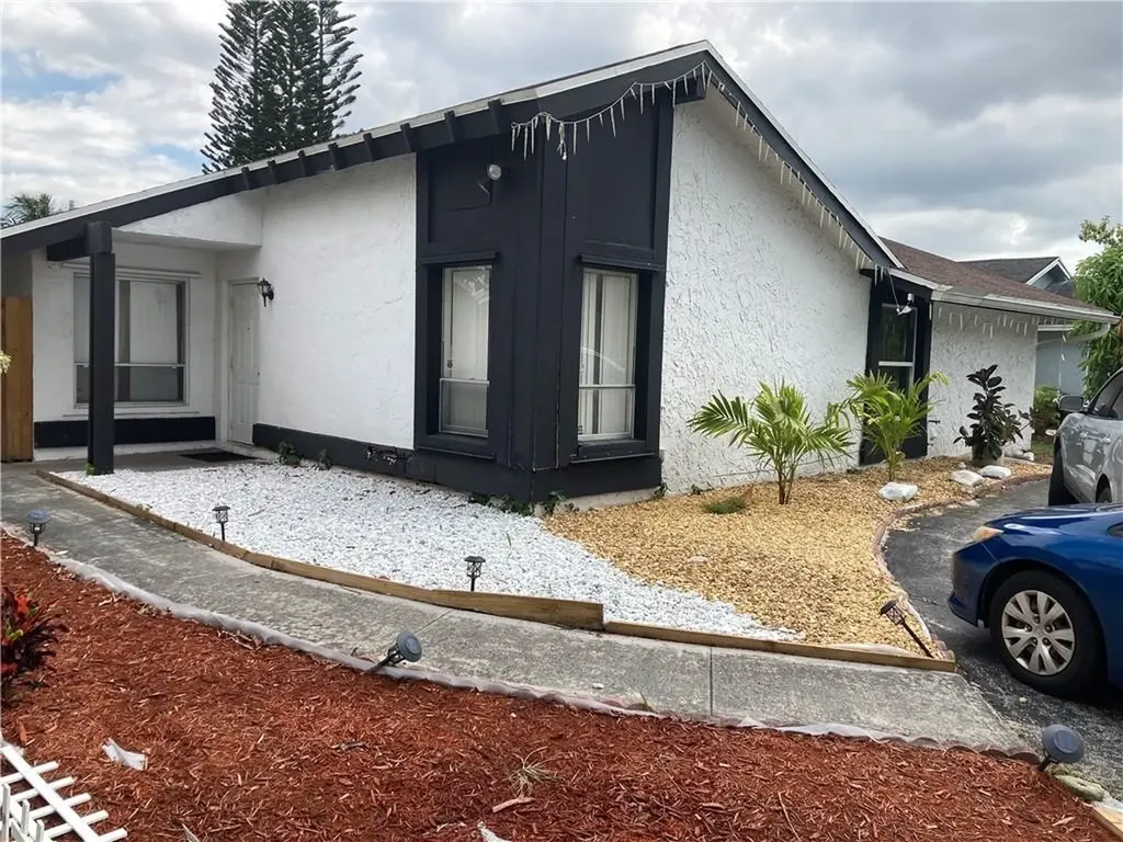 8141 SW 4th Court North Lauderdale FL 33068