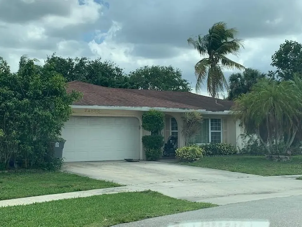 22588 Lanyard Street Boca Raton FL 33428