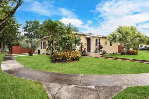 385 NW 129th Street North Miami FL 33168