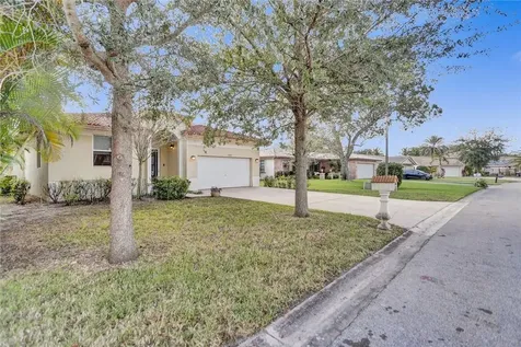 12142 NW 32nd Place Coral Springs FL 33065