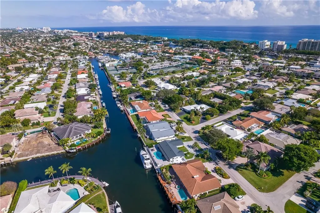 4031 NE 27th Terrace Lighthouse Point FL 33064