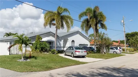 4031 NE 27th Terrace Lighthouse Point FL 33064