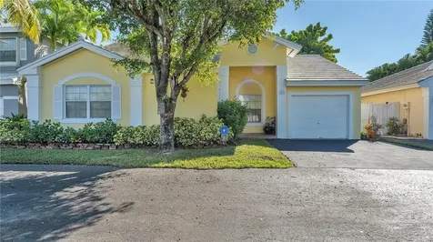 6431 SW 112th Place Miami FL 33173
