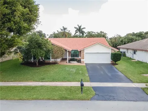 1660 NW 99th Avenue Plantation FL 33322
