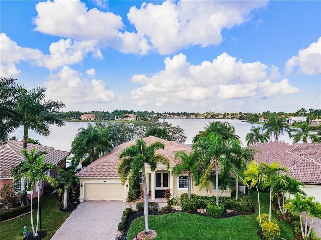 528 NW 120th Drive Coral Springs FL 33071