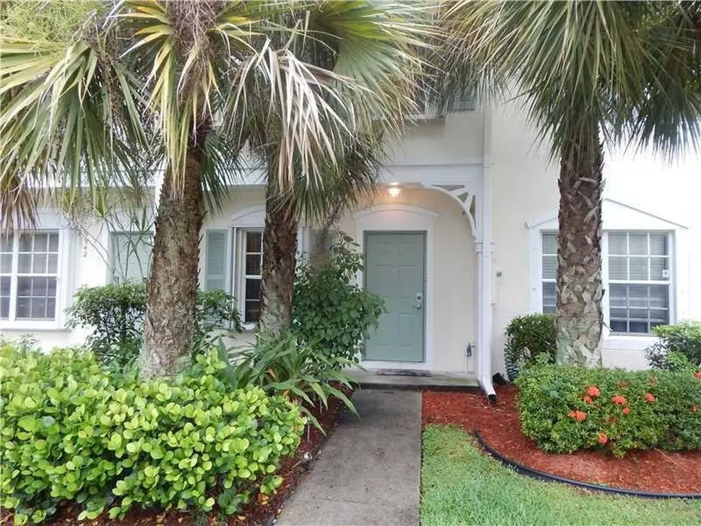 9870 NW 57th Manor Coral Springs FL 33076