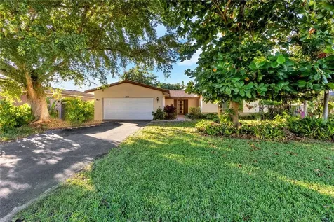 3860 NW 78th Way Coral Springs FL 33065