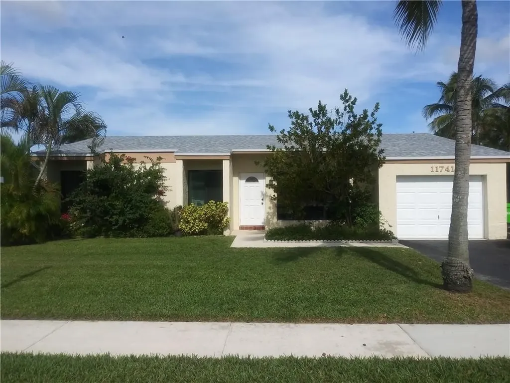 11741 NW 36th Place Sunrise FL 33323