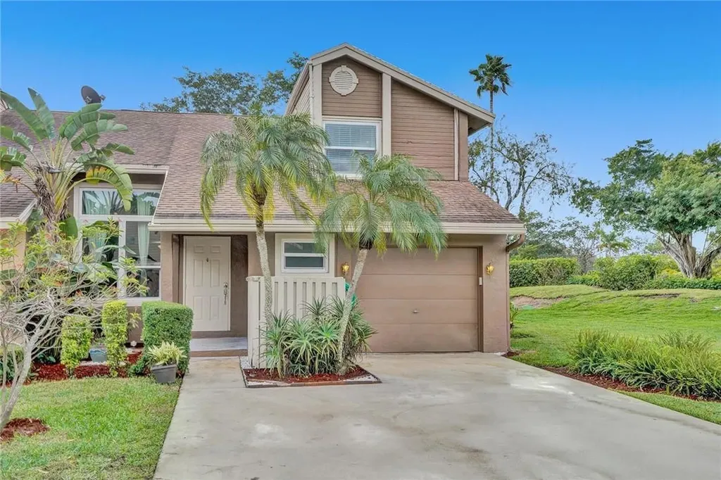 22501 Thousand Pines Lane Boca Raton FL 33428