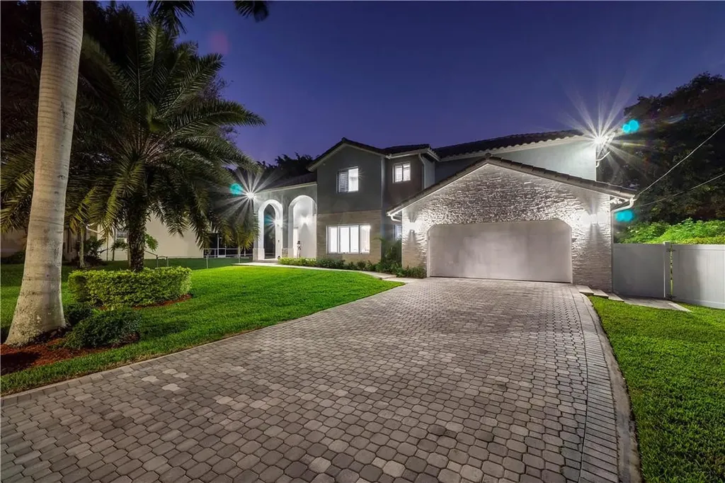 11501 NW 24th Street Plantation FL 33323