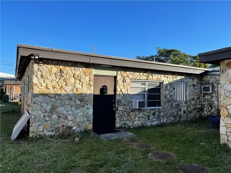 717 NW 43rd Court Oakland Park FL 33309