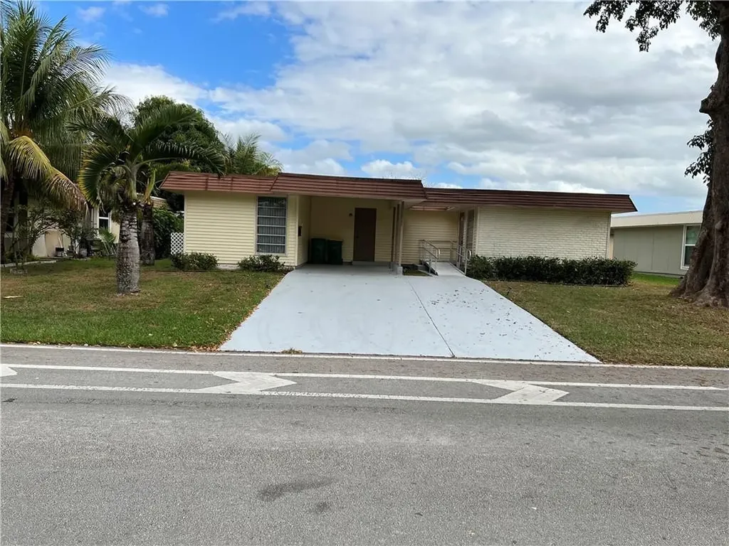 6506 Brookwood Boulevard Tamarac FL 33321