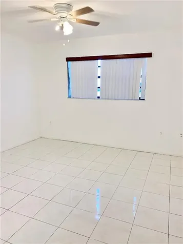 2790 W 60th Street Hialeah FL 33016
