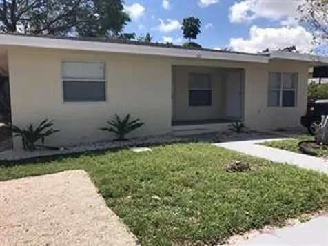 368 NW 42nd Street Oakland Park FL 33309