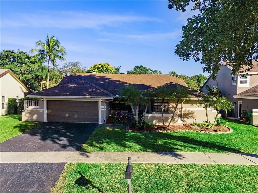 5622 SW 88th Terrace Cooper City FL 33328