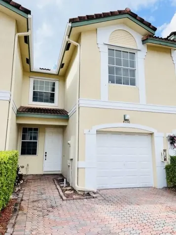 4758 NW 117th Avenue Coral Springs FL 33076