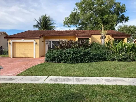 8641 NW 4th Street Pembroke Pines FL 33024