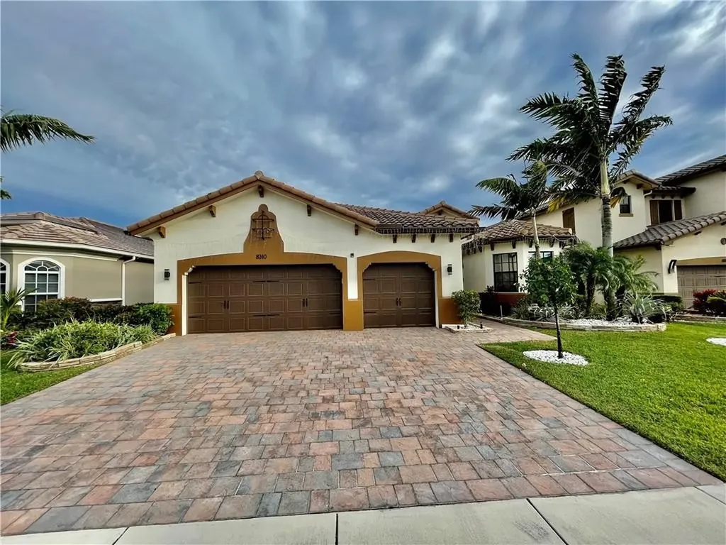 8910 Edgewater Place Parkland FL 33076