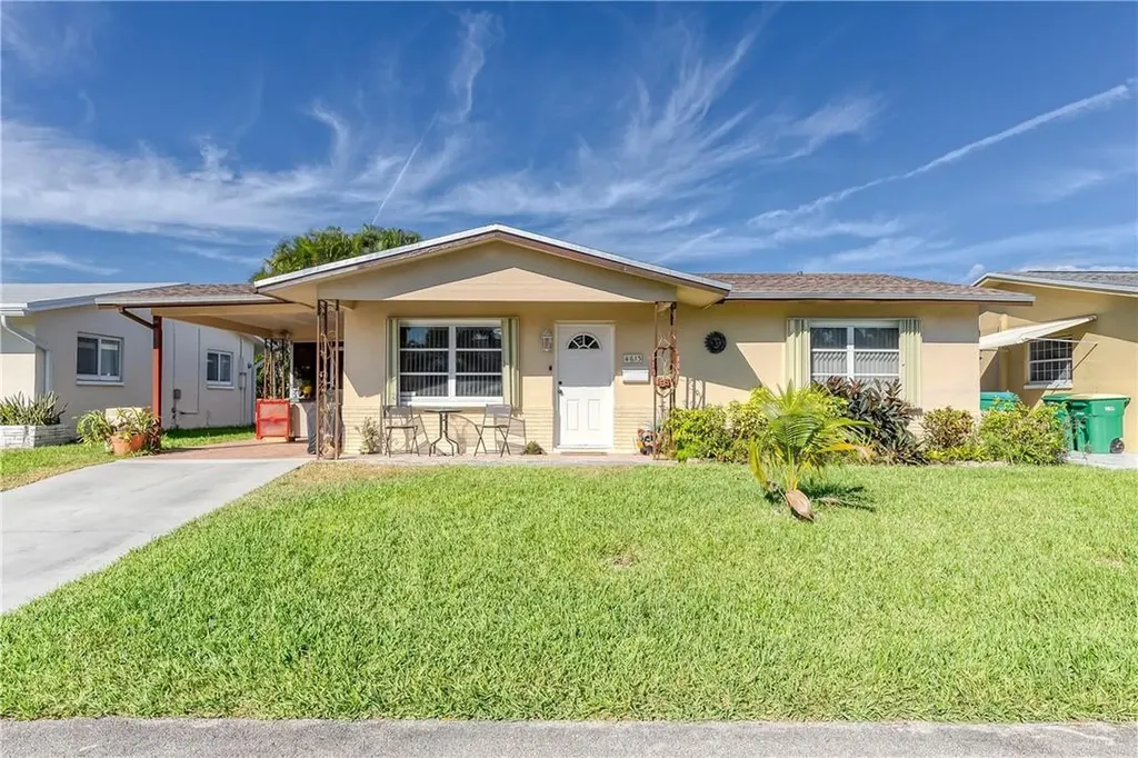 4613 NW 48th Street Tamarac FL 33319