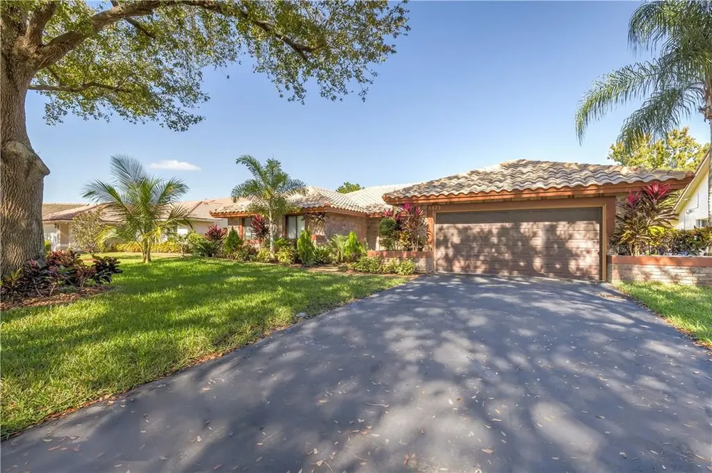 8873 NW 57th Court Coral Springs FL 33067