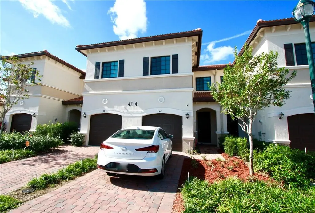 4214 N Dixie Highway Oakland Park FL 33334