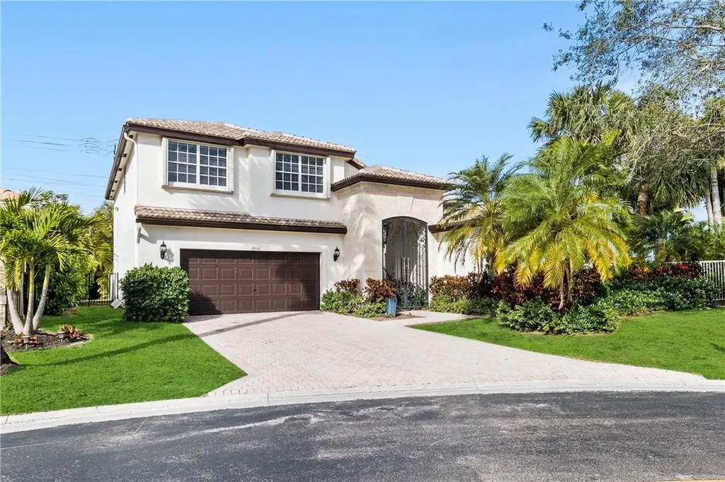 10945 Ravel Court Boca Raton FL 33498