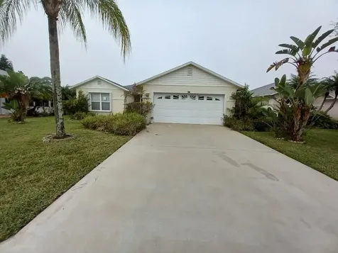 531 Banana Lane Fort Pierce FL 34982
