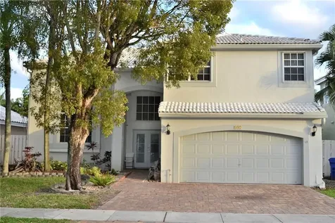 997 SW 104th Way Pembroke Pines FL 33025