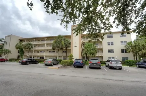 2401 Antigua Coconut Creek FL 33066