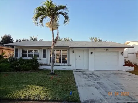 4941 NW 48th Avenue Tamarac FL 33319