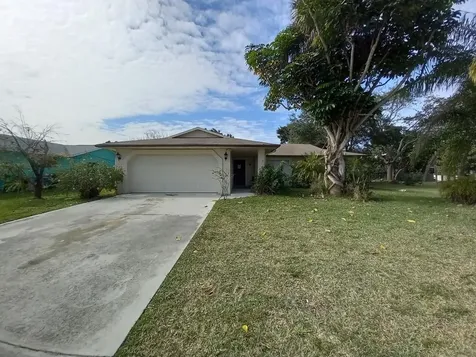 774 SW Del Rio Boulevard Port St Lucie FL 34953