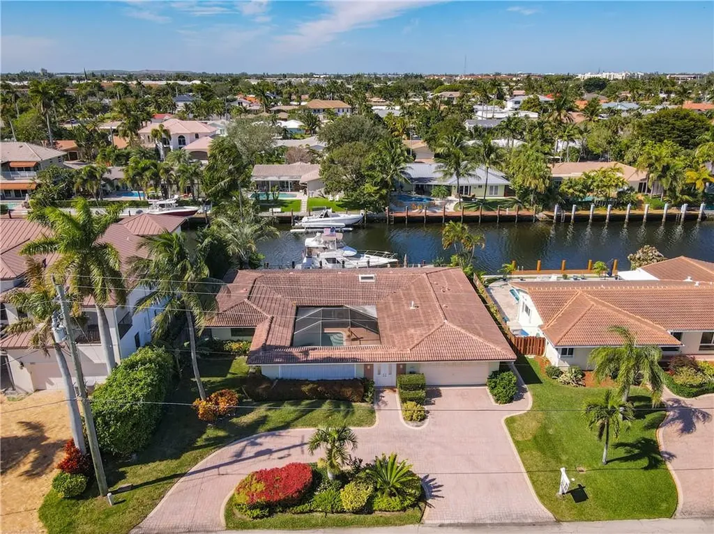3921 NE 26th Avenue Lighthouse Point FL 33064