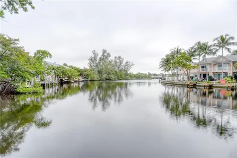 2000 Riverside Place Wilton Manors FL 33305