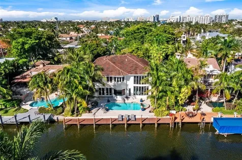 2600 Castilla Isle Fort Lauderdale FL 33301