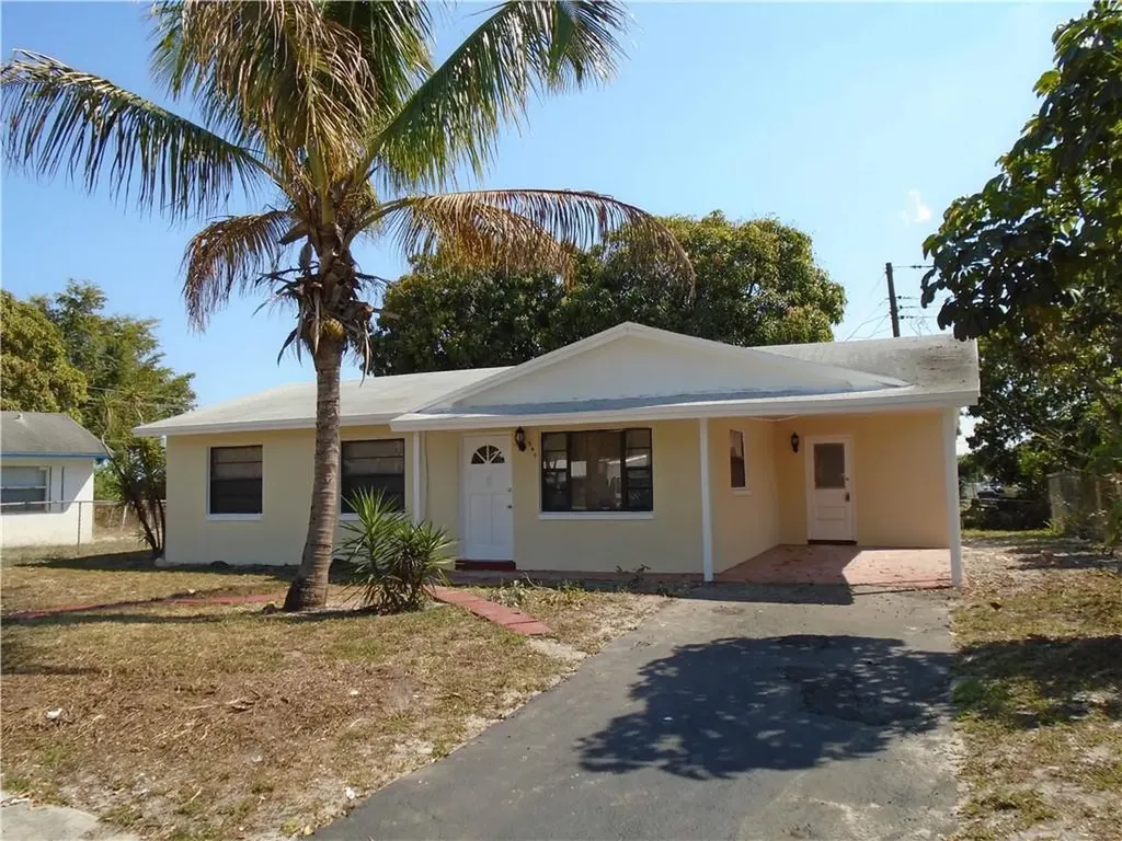 549 NW 21st Court Pompano Beach FL 33060