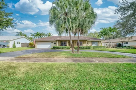 740 SW 75th Terrace Plantation FL 33317