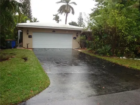 2649 NE 27th Court Lighthouse Point FL 33064