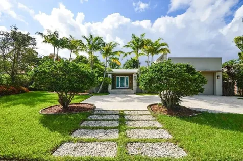 1050 Jefferson Street Hollywood FL 33019