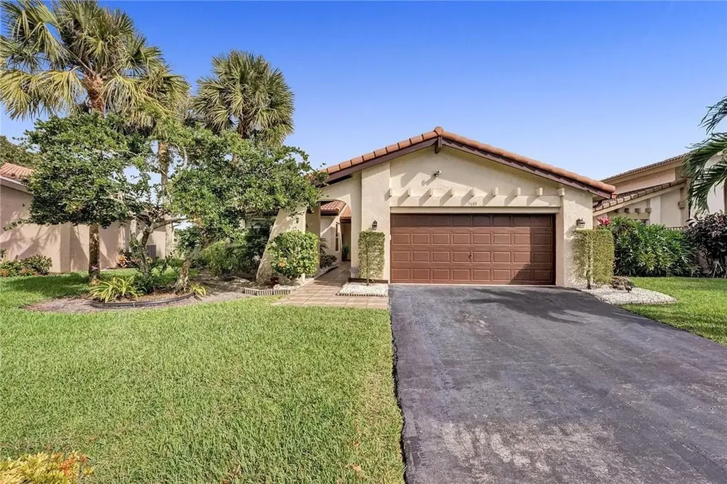 5601 Lakeview Mews Drive Boynton Beach FL 33437