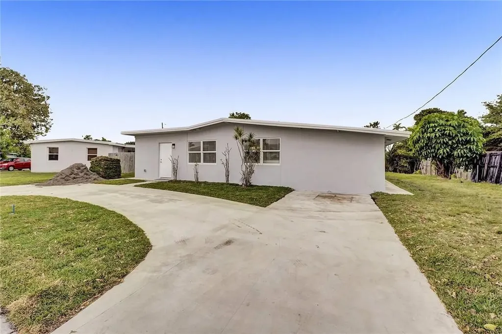 4640 SW 107th Avenue Miami FL 33165