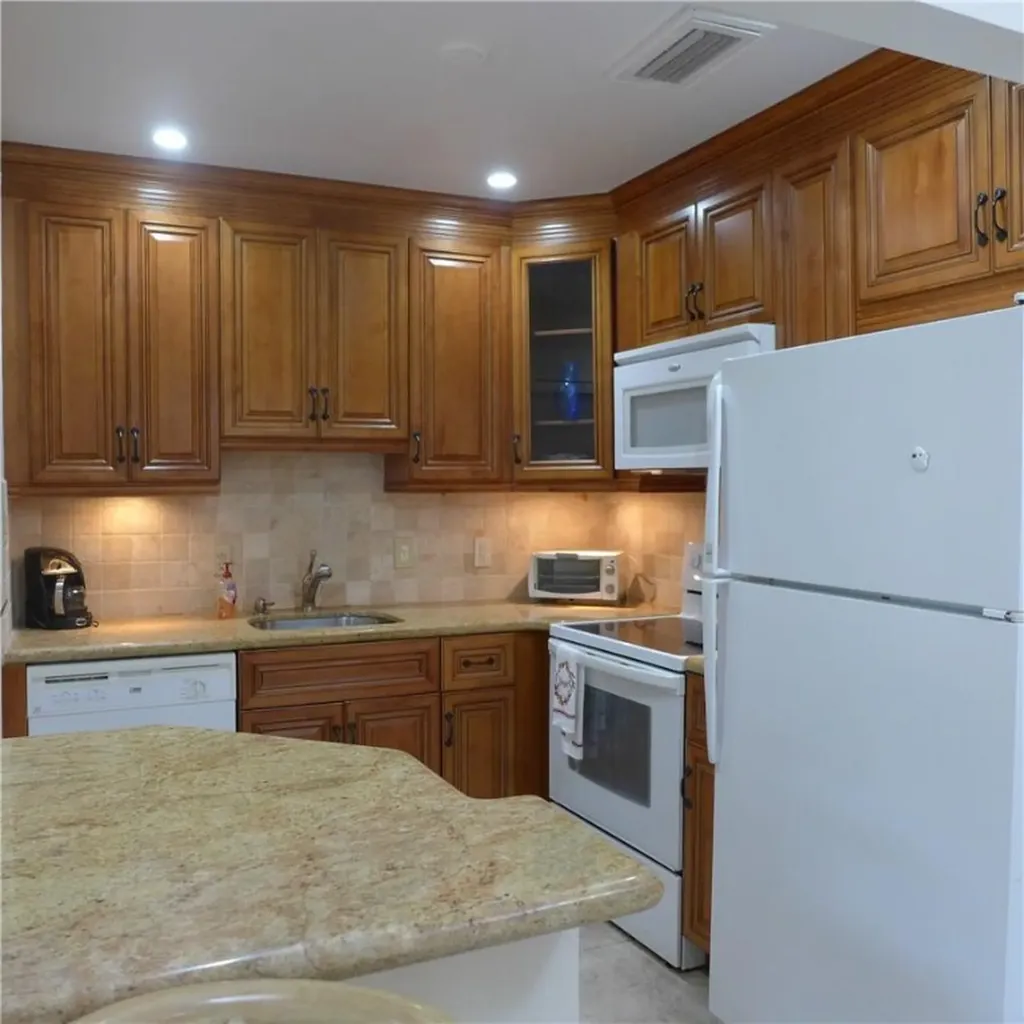 2617 SW Natura Avenue Deerfield Beach FL 33441