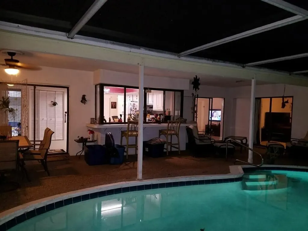 10324 NW 3rd Street Plantation FL 33324