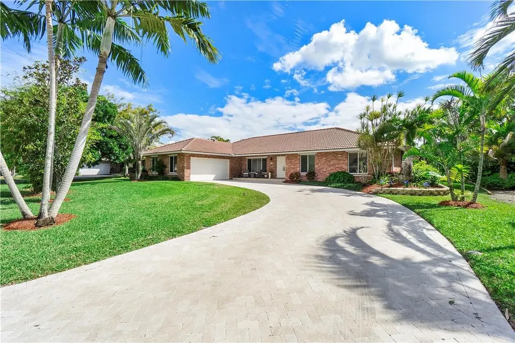 11180 NW 10th Place Coral Springs FL 33071