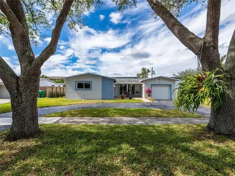 5213 SW 90th Terrace Cooper City FL 33328